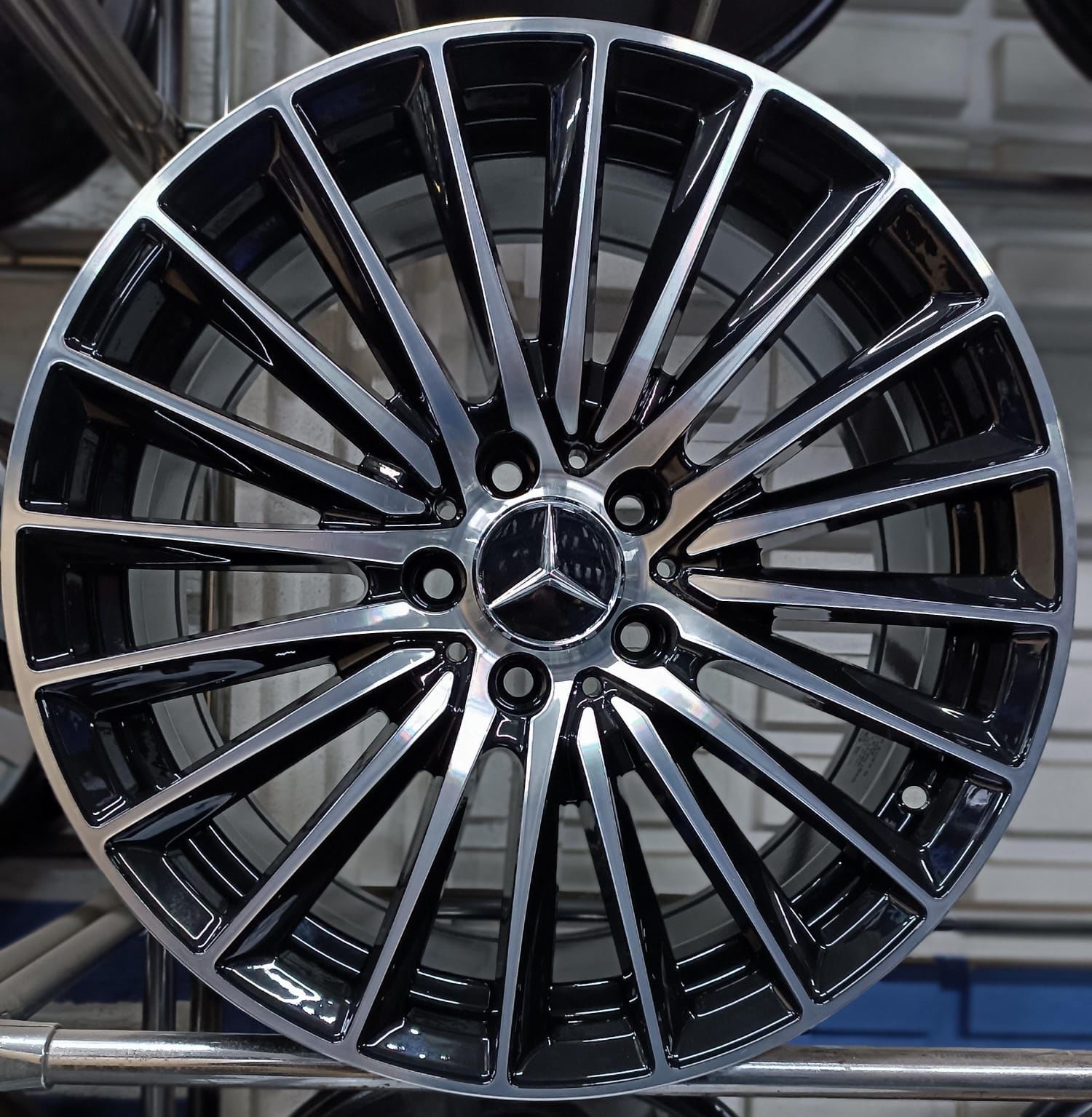 Tiryakiler 18J 5X112 7.5X18 ET40 66.6 BLCK. MAC. BK-5909 JANT