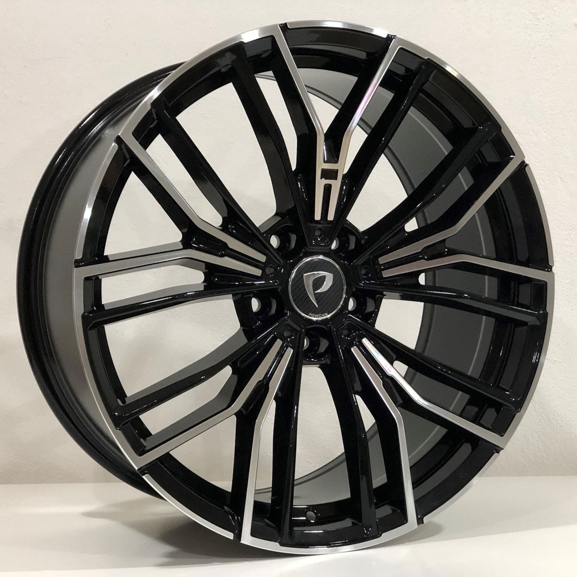 Tiryakiler 19J 5X112 8.0X19 ET30 66.6 BLA.MC. BK-5964 JANT