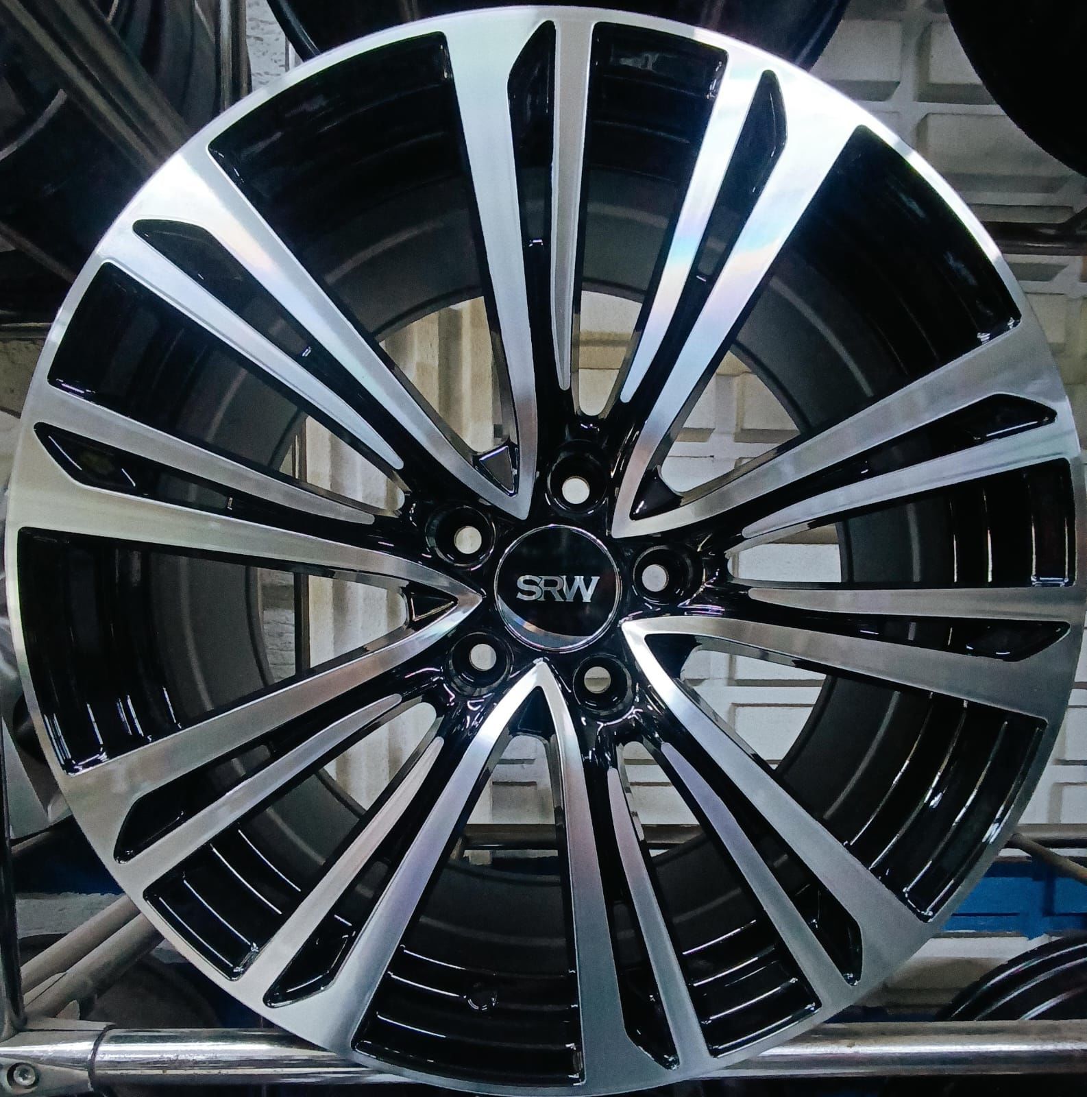 Tiryakiler 18J 5X112 8.0X18 ET35 66.6 BLCK. MAC. SRW-0299 JANT